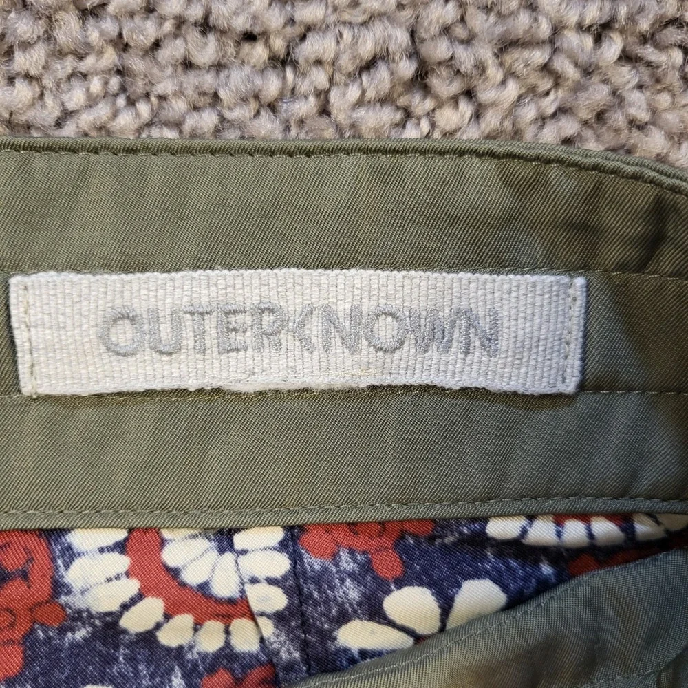 Outerknown Mens Floral Boardshorts Navy‎ Red Olive ECONYL Recycled Nylon Size 28